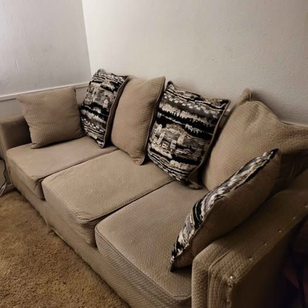 Couch set for sale β MUST GO FAST
